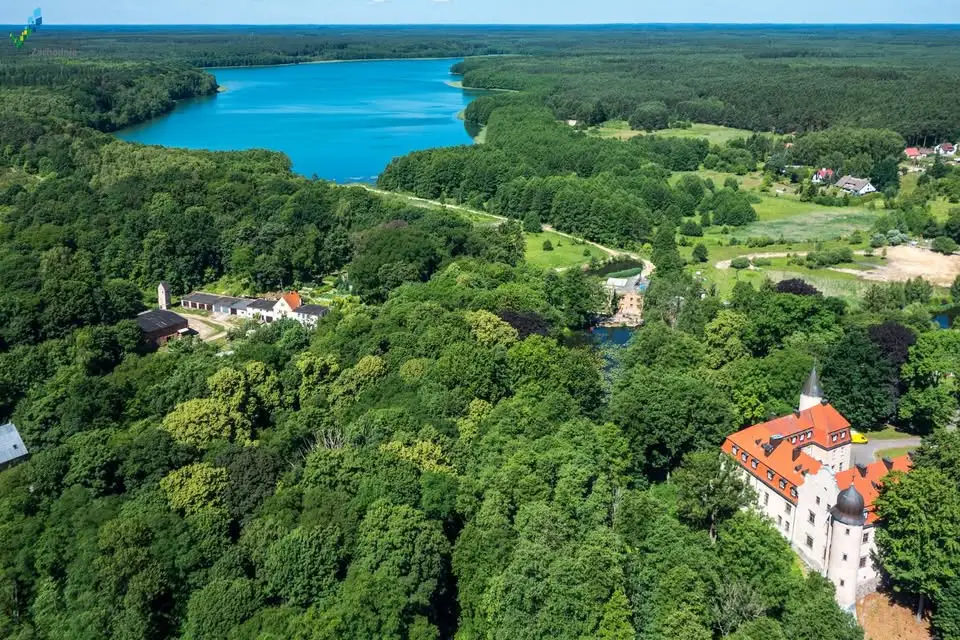 Gmina Tuczno podpisała umowę na modernizację plaży miejskiej za 2,42 mln zł