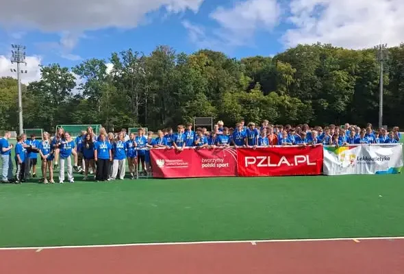 Uczniowie z Wałcza rywalizowali na stadionie COS Bukowina w ramach #ZacznijOdLekkiej